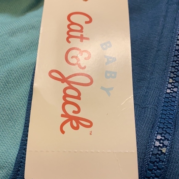 4 pc. 12 Month Cat & Jack Outfit - Picture 6 of 7